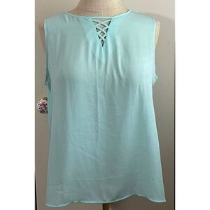 NWT Ladies Avenue Sleeveless Plus Top Size 18/20 NEW